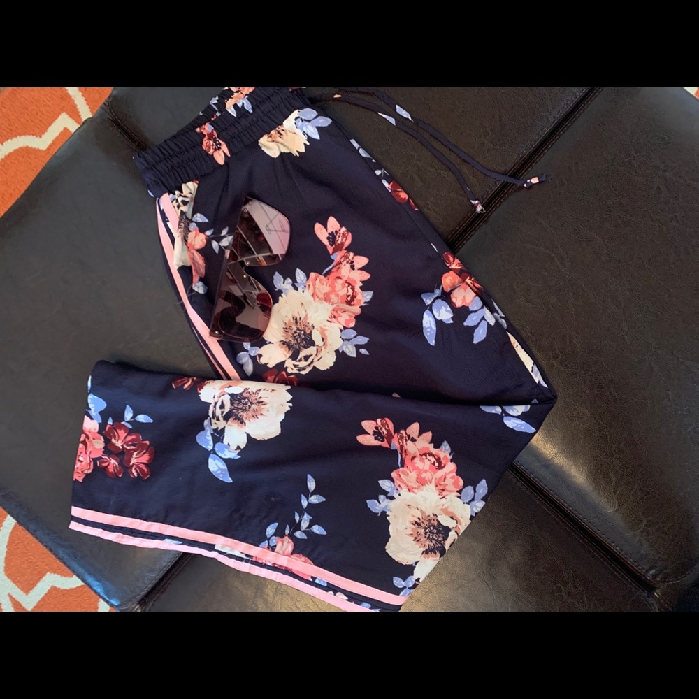 Woman comfy pants